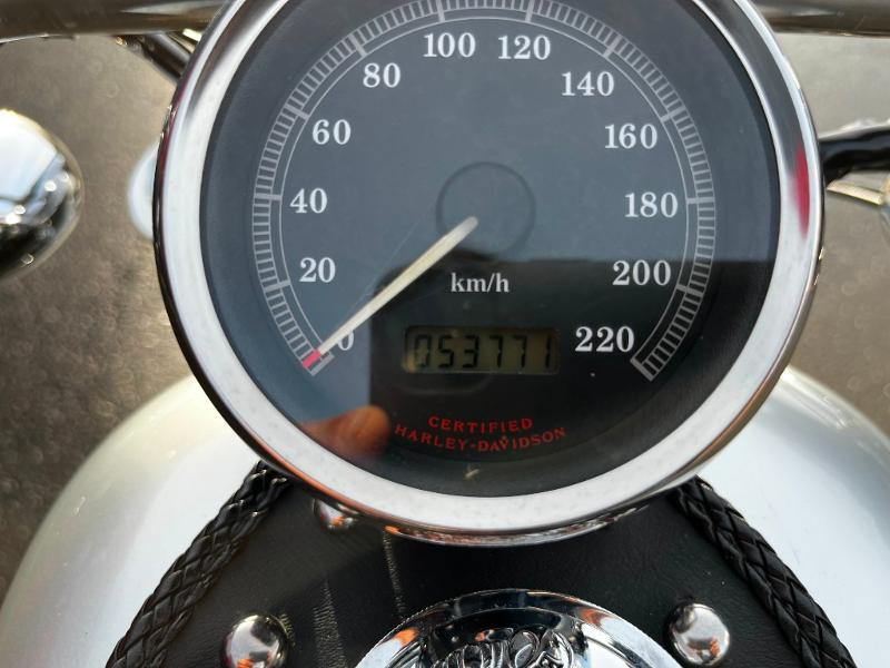 Photo 19 de l'offre de HARLEY-DAVIDSON Xl 1200 C 100TH (modèle 100éme anniversaire) à 6990€ chez Franck motos