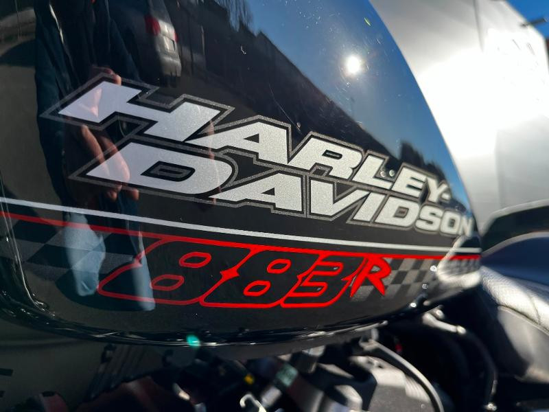 Photo 13 de l'offre de HARLEY-DAVIDSON Sportster XL 883 R à 9990€ chez Franck motos