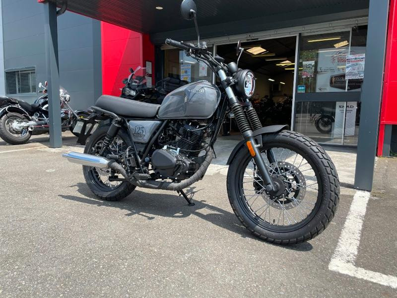 Photo 2 de l'offre de BMW 125 BRIXTON CROMWELL à 2299€ chez Franck motos