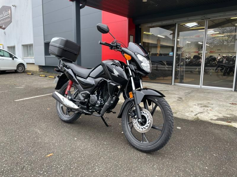 Photo 3 de l'offre de HONDA CB CB 125 F 2024 à 2990€ chez Franck motos