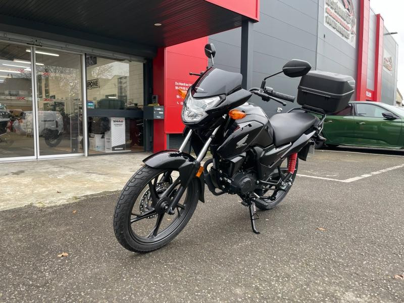 Photo 7 de l'offre de HONDA CB CB 125 F 2024 à 2990€ chez Franck motos