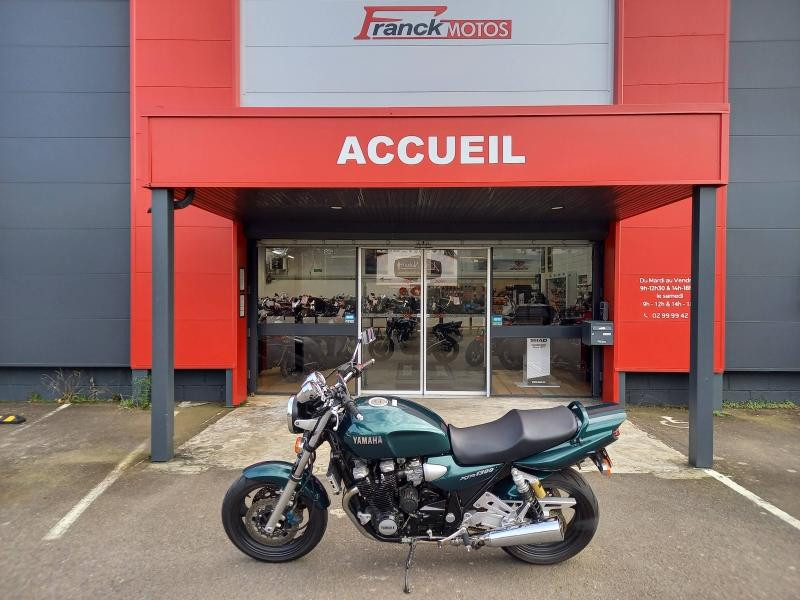 Photo 8 de l'offre de YAMAHA XJR XJR 1300 à 3890€ chez Franck motos