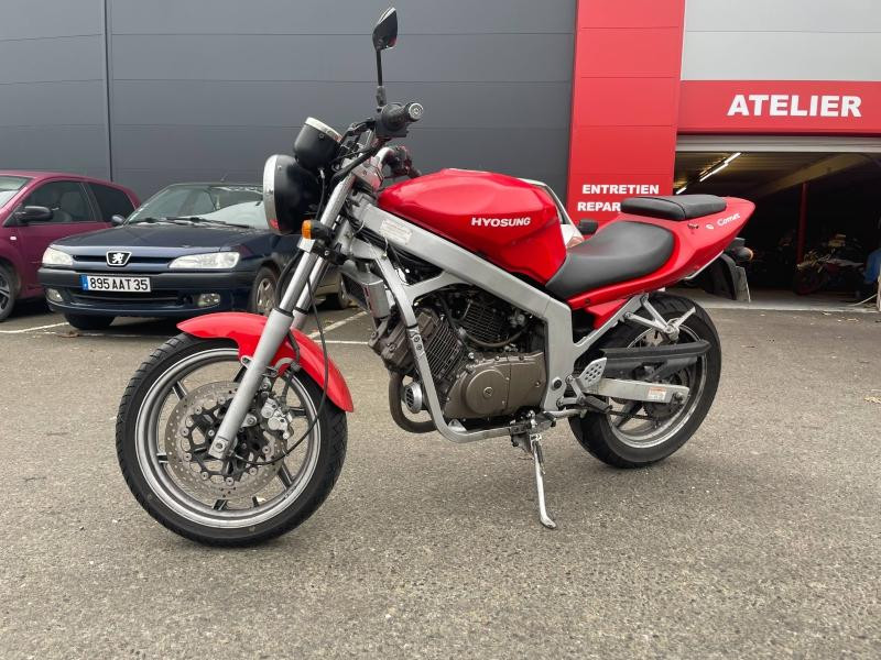 Photo 4 de l'offre de HYOSUNG Comet Comet 125 GT Roadster à 600€ chez Franck motos