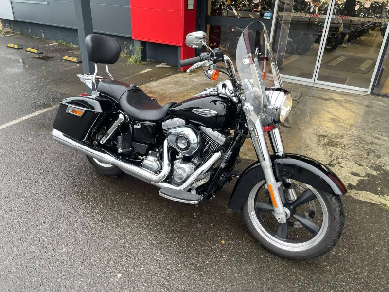 Photo 2 de l'offre de HARLEY-DAVIDSON Dyna Switchback 1690 Noir ABS 2015 à 13990€ chez Franck motos