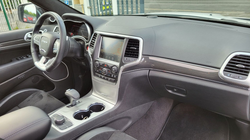 Photo 18 de l'offre de JEEP GRAND CHEROKEE 6.4 V8 HEMI 468CH SRT BVA8 à 51990€ chez Maximum Automobiles