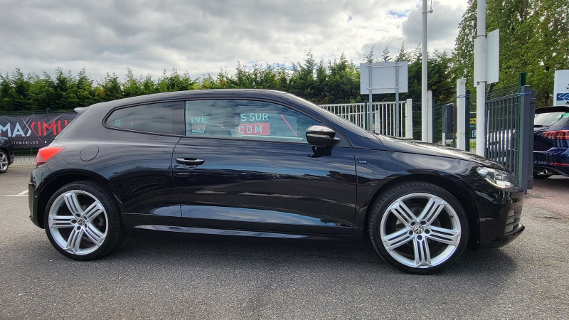 Photo 8 de l'offre de VOLKSWAGEN SCIROCCO 1.4 TSI 125CH BLUEMOTION TECHNOLOGY ALLSTAR à 17990€ chez Maximum Automobiles