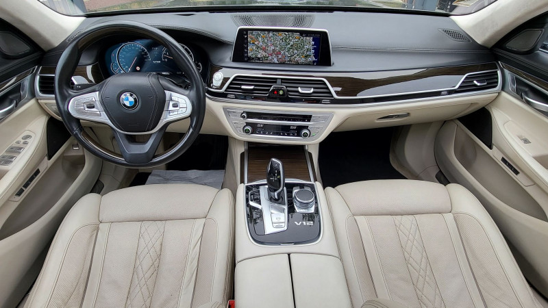 Photo 2 de l'offre de BMW SERIE 7 (G11/G12) M760LIA XDRIVE 610CH EXCLUSIVE à 57990€ chez Maximum Automobiles