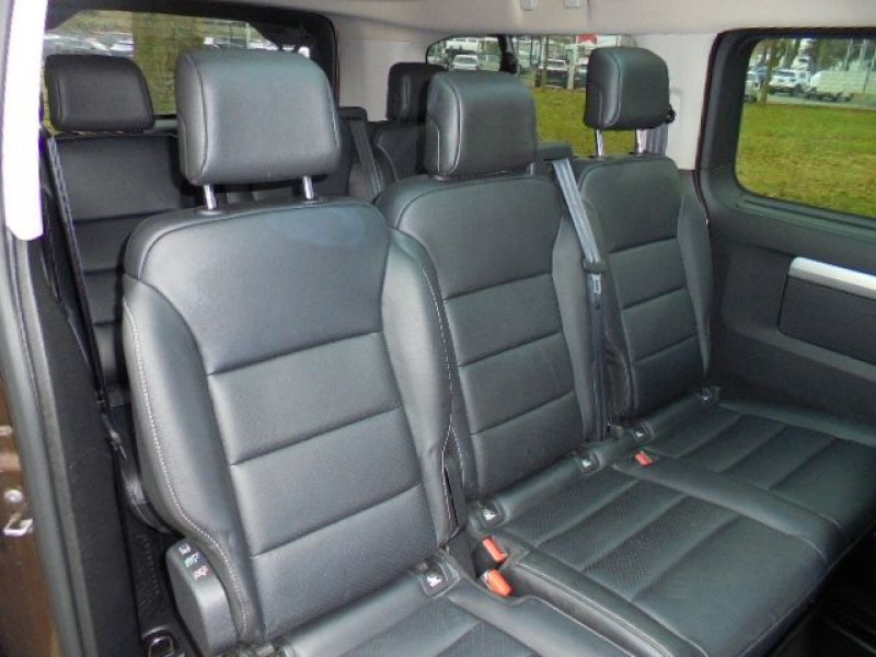 Photo 5 de l'offre de PEUGEOT TRAVELLER 2.0 BLUEHDI 150CH S&S LONG ALLURE à 39990€ chez NEOVEO