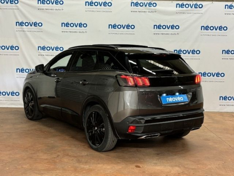 Photo 4 de l'offre de PEUGEOT 3008 HYBRID4 300CH GT PACK E-EAT8 FULL BLACK à 28990€ chez NEOVEO