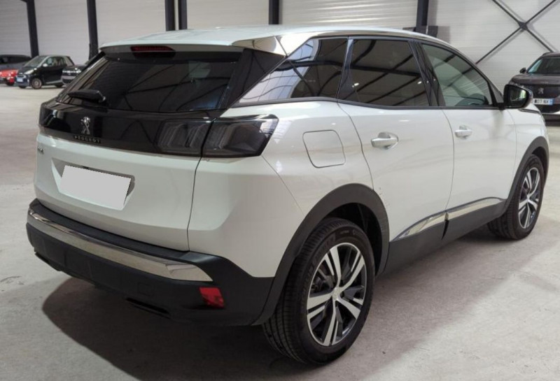 Photo 3 de l'offre de PEUGEOT 3008 HYBRID 136CH ALLURE PACK E-DCS6 à 26990€ chez NEOVEO