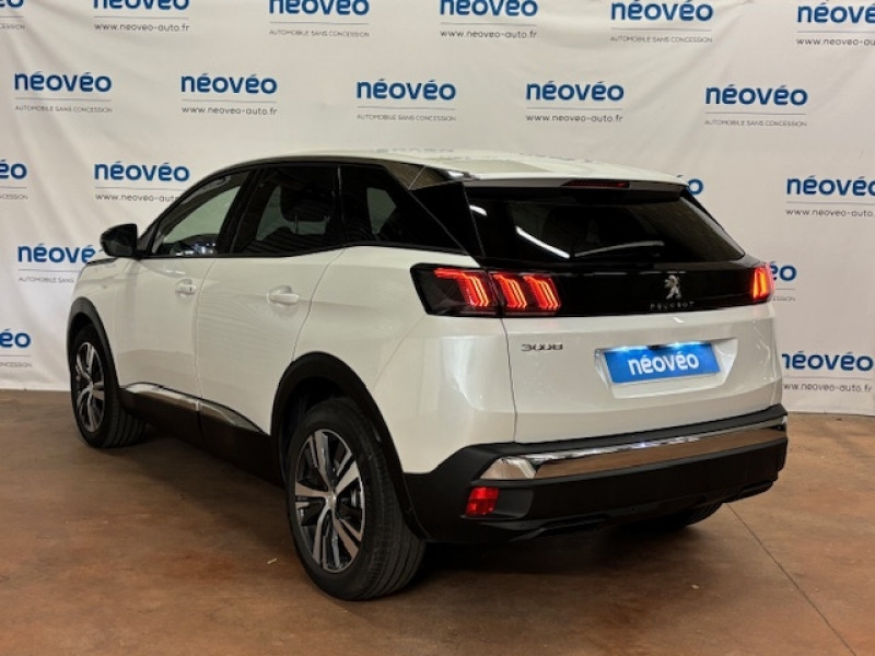 Photo 2 de l'offre de PEUGEOT 3008 HYBRID 136CH ALLURE PACK E-DCS6 à 25990€ chez NEOVEO