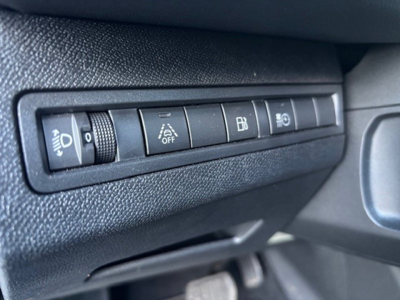 Photo 11 de l'offre de PEUGEOT 3008 HYBRID 225CH ALLURE PACK E-EAT8 à 24990€ chez NEOVEO