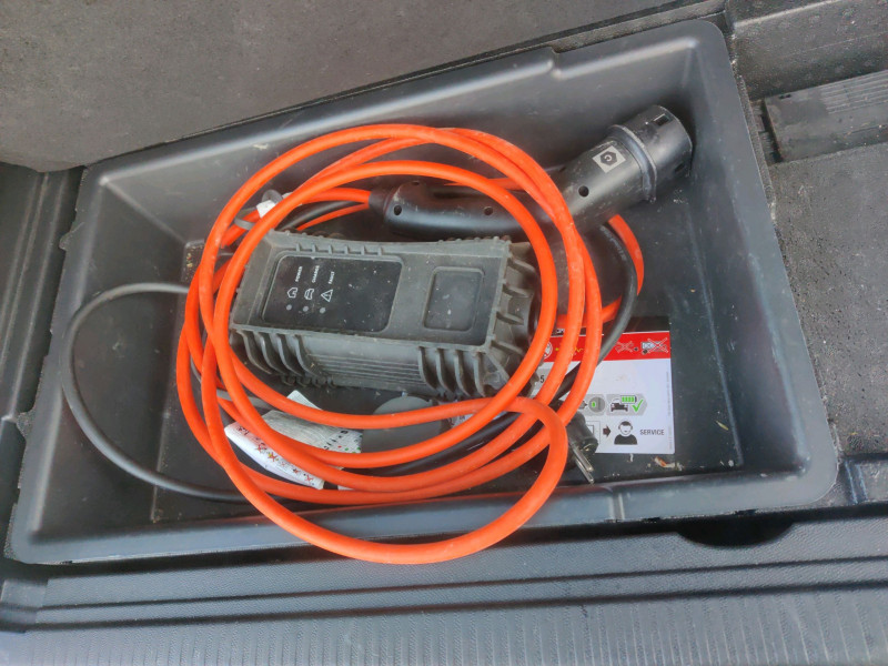 Photo 13 de l'offre de PEUGEOT 3008 HYBRID 225CH ALLURE PACK E-EAT8 à 24990€ chez NEOVEO