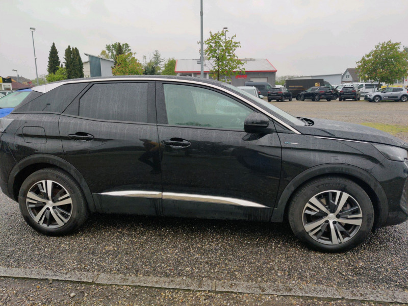 Photo 4 de l'offre de PEUGEOT 3008 HYBRID 225CH ALLURE PACK E-EAT8 à 24990€ chez NEOVEO