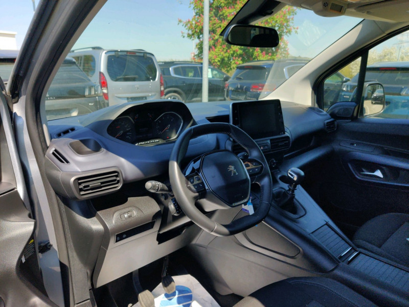 Photo 7 de l'offre de PEUGEOT RIFTER 1.5 BLUEHDI 130CH S&S STANDARD ALLURE PACK à 23990€ chez NEOVEO