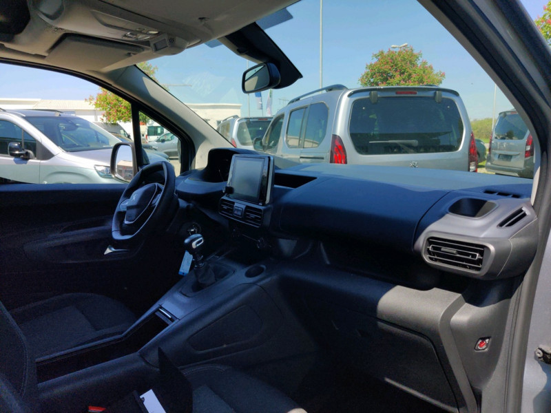 Photo 7 de l'offre de PEUGEOT RIFTER 1.5 BLUEHDI 130CH S&S STANDARD ALLURE PACK à 23990€ chez NEOVEO
