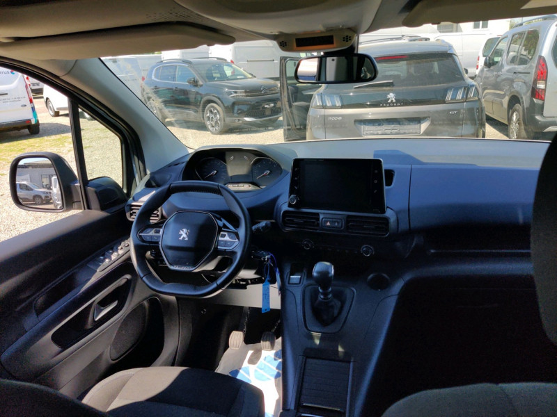 Photo 9 de l'offre de PEUGEOT RIFTER 1.5 BLUEHDI 130CH S&S STANDARD ALLURE PACK à 23990€ chez NEOVEO