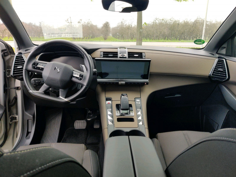 Photo 4 de l'offre de DS DS 7 CROSSBACK E-TENSE 225CH BASTILLE + à 26990€ chez NEOVEO