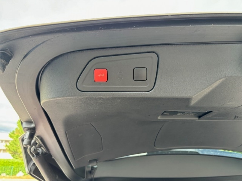 Photo 15 de l'offre de CITROEN C5 AIRCROSS HYBRID 225CH SHINE PACK E-EAT8 TOIT OUVRANT à 23990€ chez NEOVEO