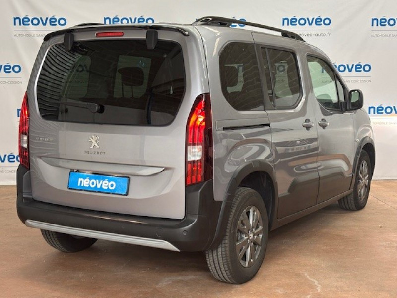 Photo 2 de l'offre de PEUGEOT RIFTER 1.5 BLUEHDI 130CH S&S STANDARD ALLURE PACK à 22990€ chez NEOVEO