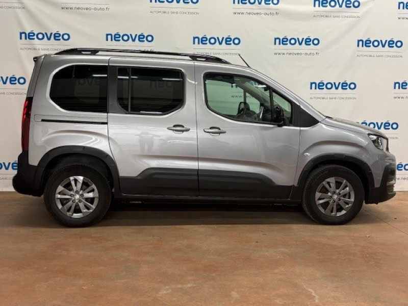 Photo 5 de l'offre de PEUGEOT RIFTER 1.5 BLUEHDI 130CH S&S STANDARD ALLURE PACK à 22990€ chez NEOVEO