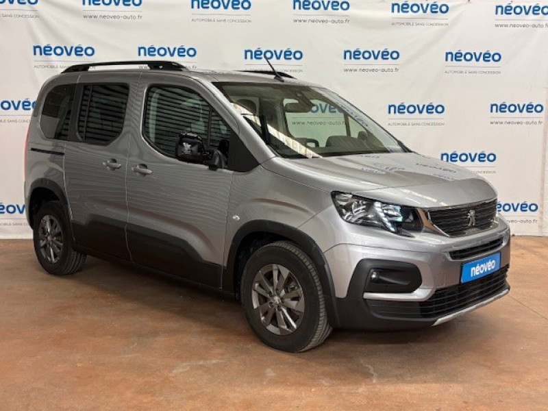 Photo 4 de l'offre de PEUGEOT RIFTER 1.5 BLUEHDI 130CH S&S STANDARD ALLURE PACK à 22990€ chez NEOVEO
