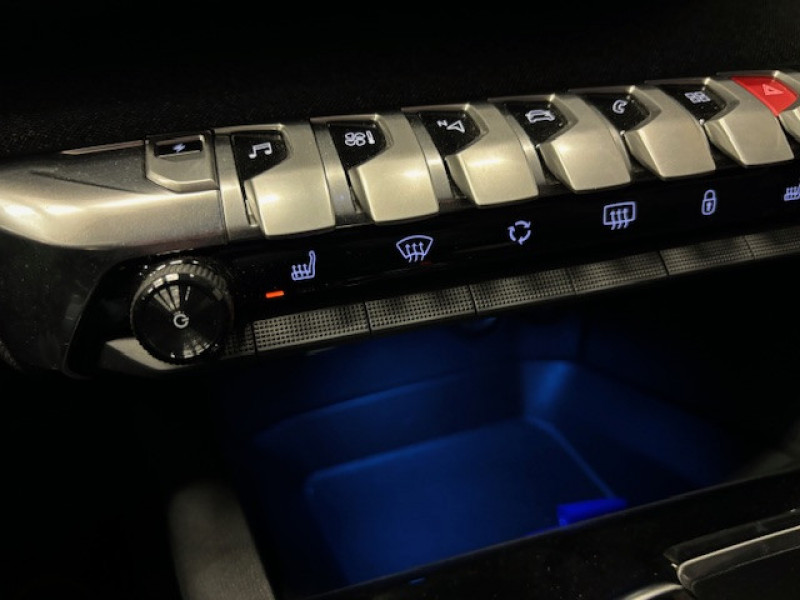 Photo 15 de l'offre de PEUGEOT 3008 PLUG-IN HYBRID4 300CH GT E-EAT8 à 30990€ chez NEOVEO