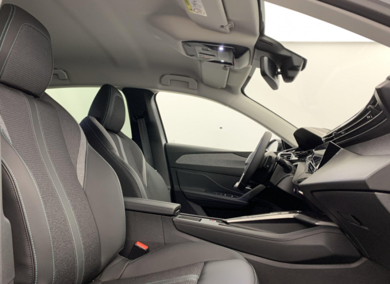 Photo 7 de l'offre de PEUGEOT 308 1.5 BLUEHDI 130CH S&S ALLURE EAT8 à 23990€ chez NEOVEO