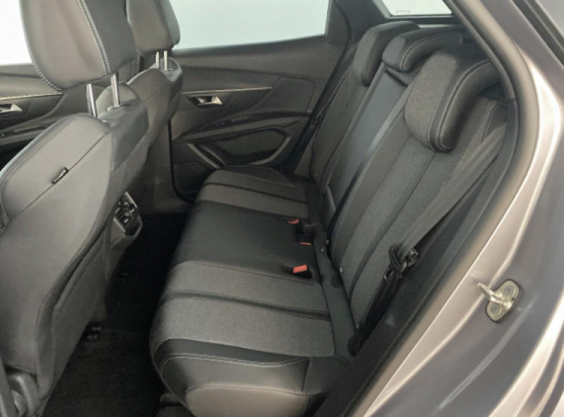 Photo 6 de l'offre de PEUGEOT 3008 HYBRID 136CH ALLURE PACK E-DCS6 à 25990€ chez NEOVEO