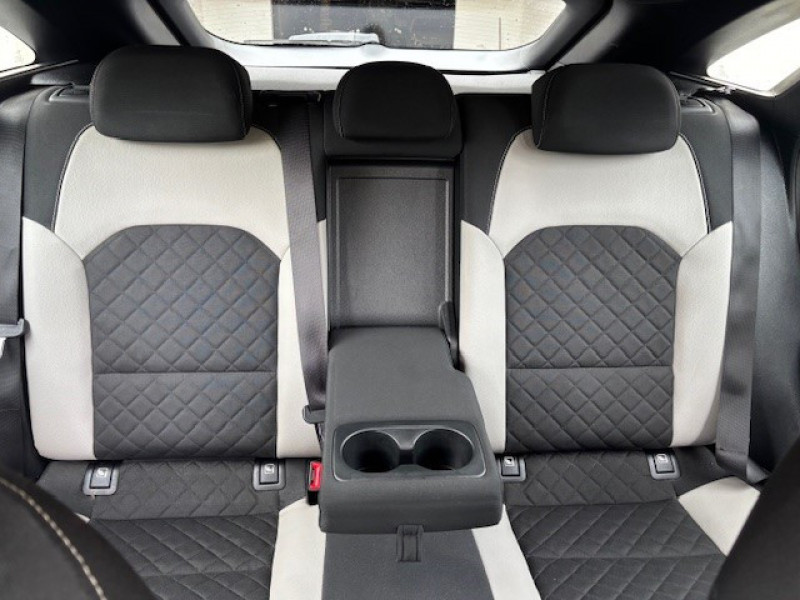 Photo 13 de l'offre de KIA PROCEED 1.4 T-GDI 140CH GT LINE DCT7 à 16990€ chez NEOVEO