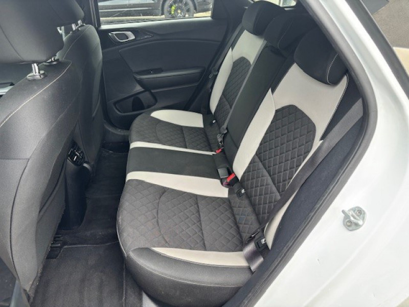 Photo 9 de l'offre de KIA PROCEED 1.4 T-GDI 140CH GT LINE DCT7 à 16990€ chez NEOVEO