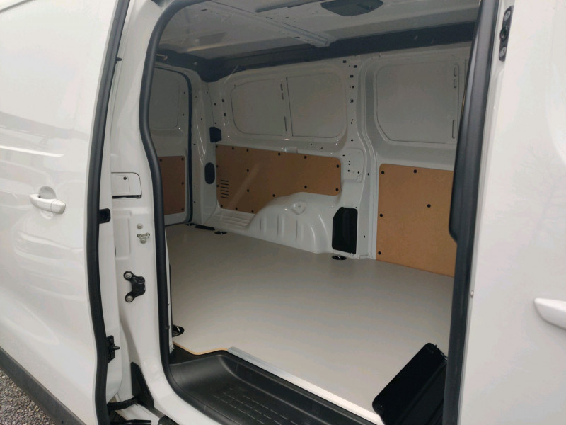 Photo 9 de l'offre de PEUGEOT EXPERT FG XL 2.0 BLUEHDI 180CH S&S EAT8 à 35990€ chez NEOVEO