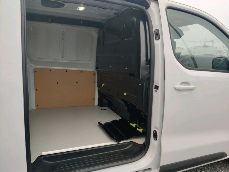 Photo 8 de l'offre de PEUGEOT EXPERT FG XL 2.0 BLUEHDI 180CH S&S EAT8 à 35990€ chez NEOVEO