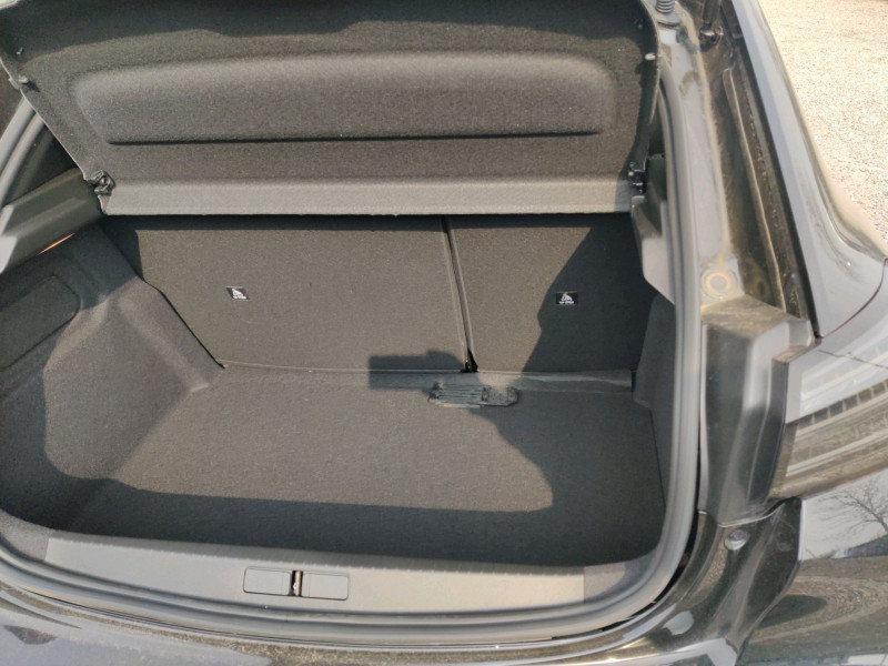 Photo 14 de l'offre de PEUGEOT 208 1.2 HYBRID 145CH GT E-DCS6 à 25990€ chez NEOVEO