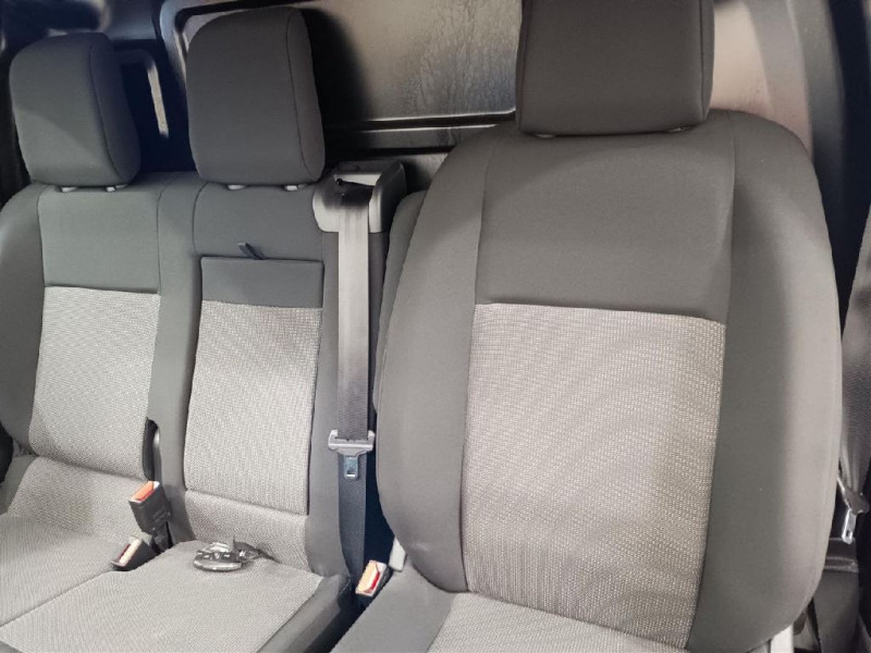 Photo 10 de l'offre de PEUGEOT EXPERT FG XL 2.0 BLUEHDI 145CH S&S PACK PREMIUM CONNECT EAT8 à 28990€ chez NEOVEO