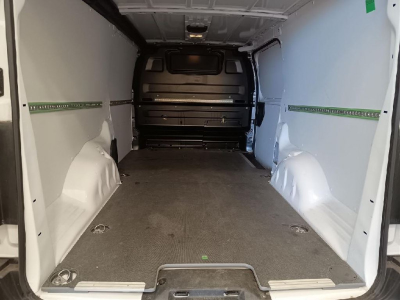 Photo 7 de l'offre de PEUGEOT EXPERT FG XL 2.0 BLUEHDI 145CH S&S PACK PREMIUM CONNECT EAT8 à 28990€ chez NEOVEO