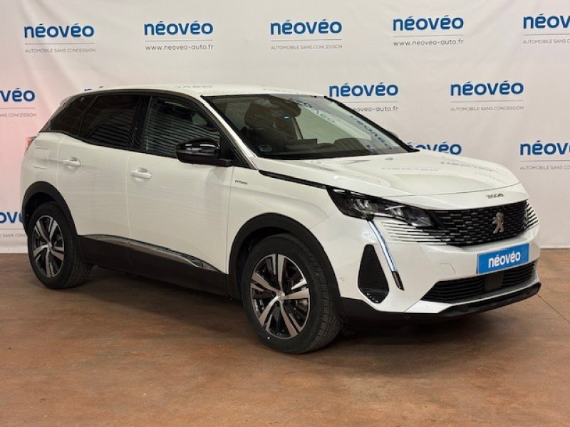 Photo 2 de l'offre de PEUGEOT 3008 HYBRID 225CH ALLURE PACK E-EAT8 à 23990€ chez NEOVEO
