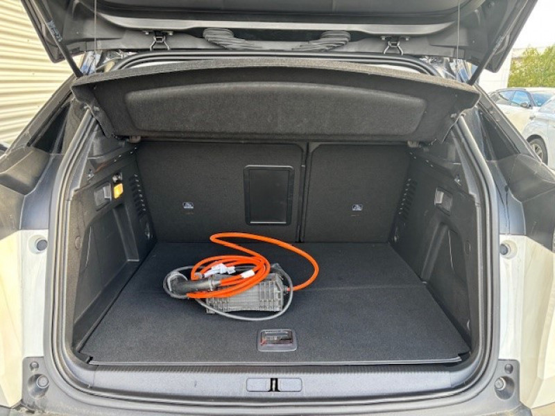 Photo 20 de l'offre de PEUGEOT 3008 HYBRID 225CH ALLURE PACK E-EAT8 à 23990€ chez NEOVEO