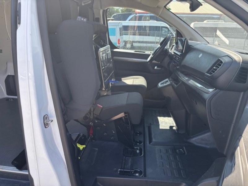 Photo 8 de l'offre de PEUGEOT EXPERT FG XL 2.0 BLUEHDI 145CH S&S PACK PREMIUM CONNECT EAT8 à 27990€ chez NEOVEO
