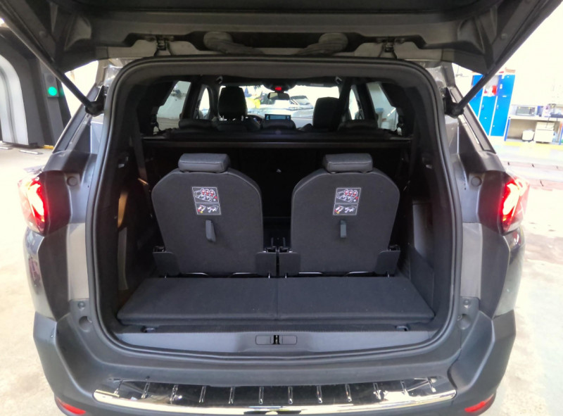 Photo 4 de l'offre de PEUGEOT 5008 HYBRID 136CH ALLURE PACK E-DCS6 à 25990€ chez NEOVEO