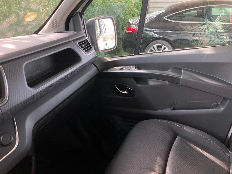 Photo 8 de l'offre de RENAULT Trafic Fg VAN AMENAGE L1H1 2T8 2.0 Blue dCi 150ch Confort EDC à 39990€ chez Renault Léguevin Auto distribution occitane