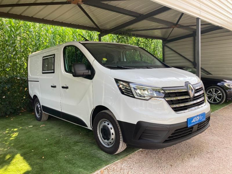 Photo 3 de l'offre de RENAULT Trafic Fg VAN AMENAGE L1H1 2T8 2.0 Blue dCi 150ch Confort EDC à 39990€ chez Renault Léguevin Auto distribution occitane