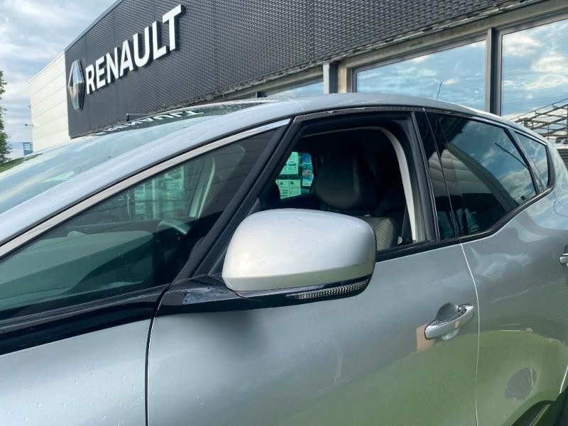 Photo 21 de l'offre de RENAULT Scenic 1.7 Blue dCi 120ch Business à 17490€ chez Renault Léguevin Auto distribution occitane