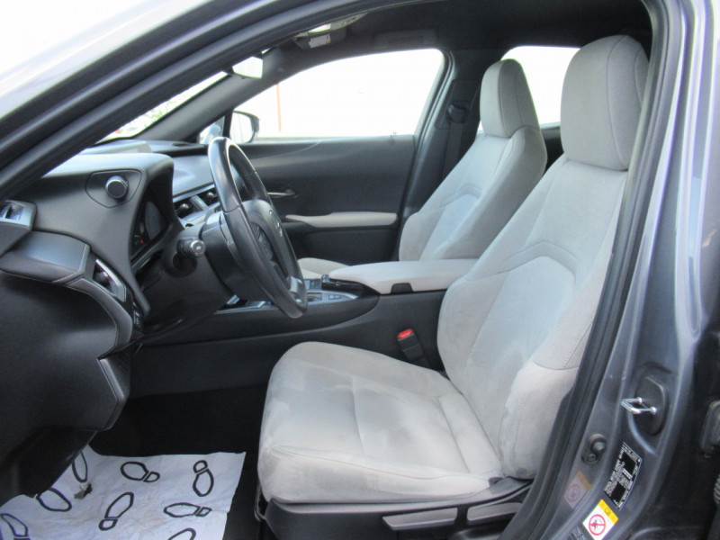 Photo 5 de l'offre de LEXUS UX 250H 2WD PACK BUSINESS MY20 à 22990€ chez J'NOV AUTO
