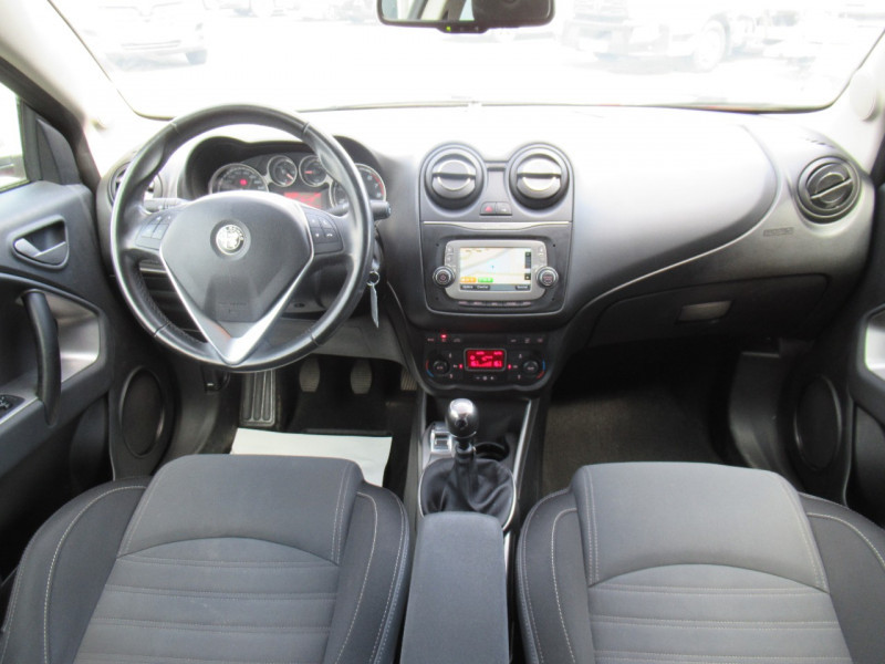 Photo 7 de l'offre de ALFA ROMEO MITO 0.9 TWIN AIR 105CH IMOLA MOTEUR NEUF à 11990€ chez J'NOV AUTO