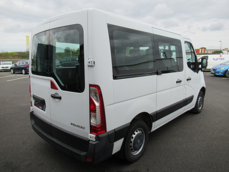 Photo 4 de l'offre de RENAULT MASTER III COMBI F3000 L1H1 2.3 DCI 145CH ENERGY à 19990€ chez J'NOV AUTO