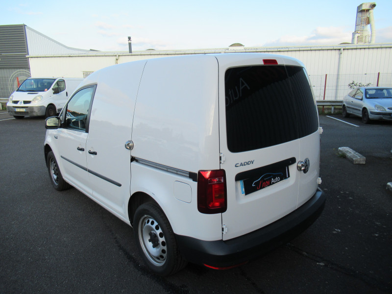 Photo 3 de l'offre de VOLKSWAGEN CADDY VAN 1.4 TSI 130CH BUSINESS LINE DSG7 à 16490€ chez J'NOV AUTO