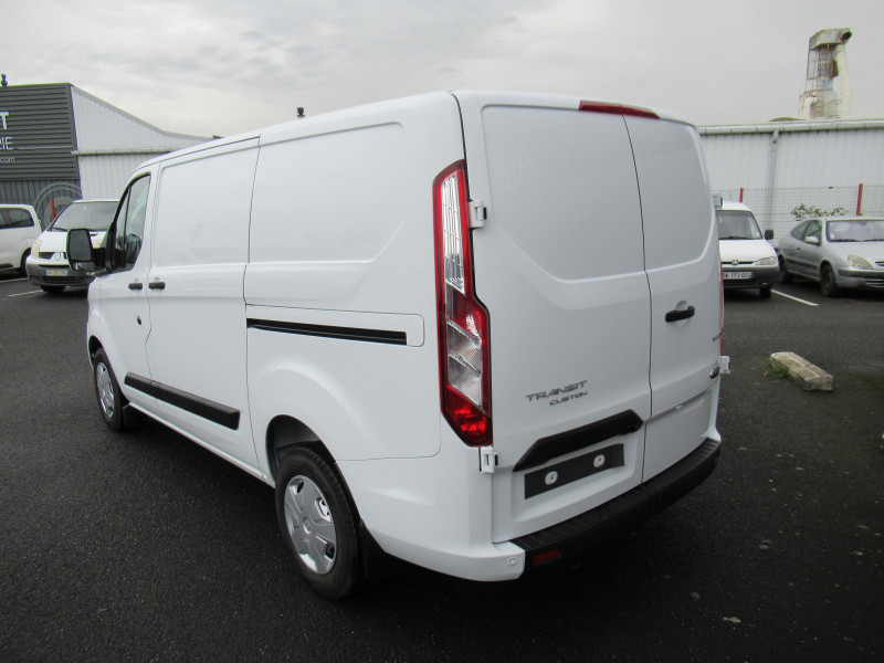 Photo 3 de l'offre de FORD TRANSIT CUSTOM FG 280 L1H1 2.0 ECOBLUE 130 HYBRID TREND BUSINESS à 29990€ chez J'NOV AUTO