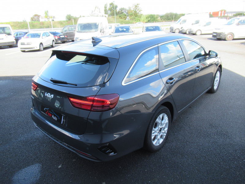 Photo 4 de l'offre de KIA CEED SW 1.6 CRDI 136CH MHEV ACTIVE BUSINESS DCT7 à 23990€ chez J'NOV AUTO