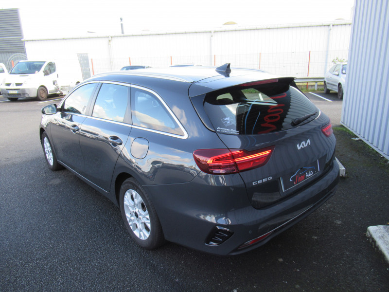 Photo 3 de l'offre de KIA CEED SW 1.6 CRDI 136CH MHEV ACTIVE BUSINESS DCT7 à 23990€ chez J'NOV AUTO